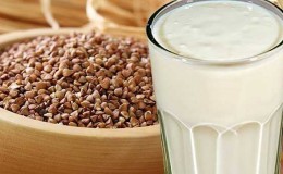 Como passar adequadamente um dia de jejum com trigo sarraceno e kefir e quanto peso você pode perder com essa dieta