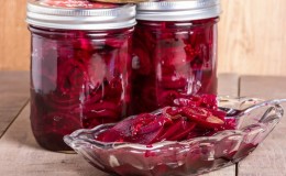 The best preparations for the winter from beets: how to cook unusual and tasty