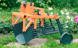 Advantages of a manual potato digger and how to make it yourself