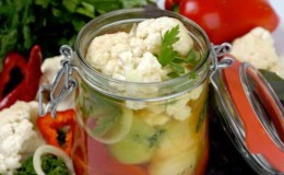 Housewives' favorite recipes for pickling cauliflower in Armenian