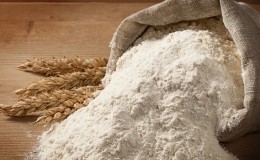 Come si ottiene la farina di grano integrale e dove viene utilizzata?