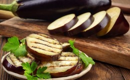 Is het wel of niet mogelijk om aubergines te eten voor diabetes type 2: voordelen en nadelen, recepten