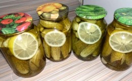 The best ways to pickle cucumbers for the winter with lemon