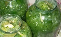 How to cook cucumbers in their own juice for the winter without sterilization: recipes and advice from experienced housewives