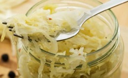 Cara memasak sauerkraut dengan betul tanpa garam