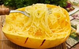 Điều gì tốt về bí Spaghetti và tại sao giống bí này sẽ không khiến bạn thờ ơ