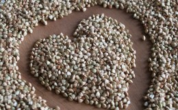 Why do people in Russia love buckwheat so much and why don’t foreigners eat it?