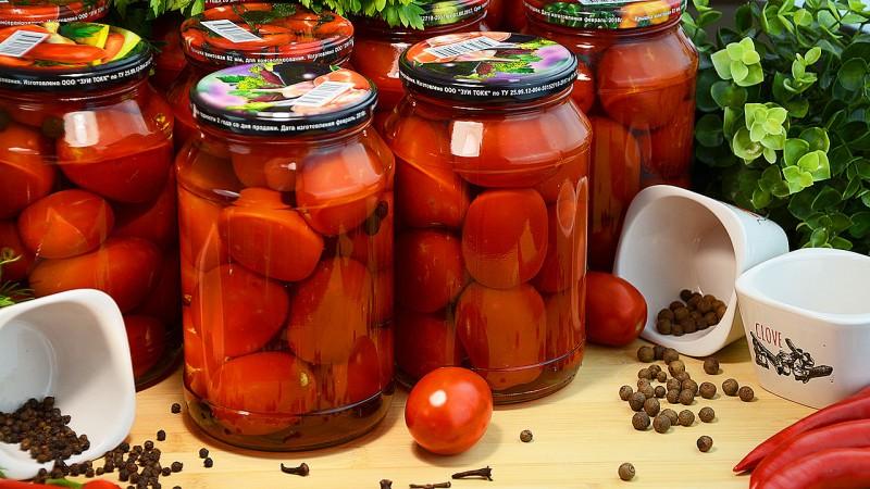 Die besten Rezepte zur Zubereitung brauner Tomaten für den Winter