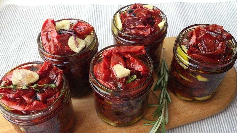 How to cook sun-dried tomatoes at home: different methods and the most delicious recipes