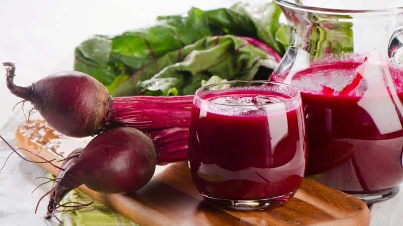 Nakakatulong ba ang beet juice sa isang runny nose at kung paano maghanda ng mga natural na patak para sa mga bata at matatanda