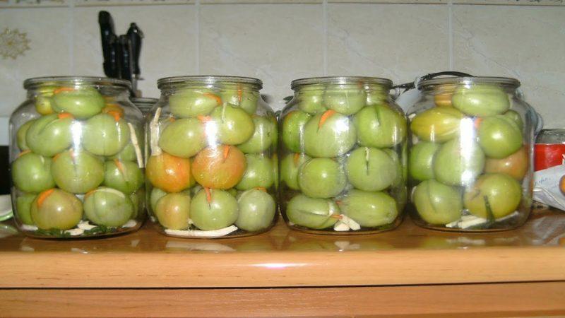 Top 15 best recipes for quick-cooking green tomatoes: prepare delicious tomatoes without hassle