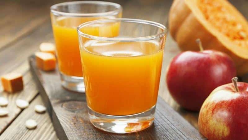 Come preparare il succo di zucca appena spremuto: le migliori ricette con l'aggiunta di frutta e verdura, utilizzare per il trattamento