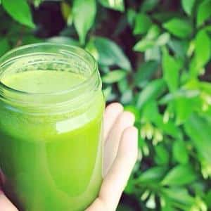 Hur man dricker zucchinijuice: fördelar och skador på kroppen, användningsregler inom folkmedicin och kosmetologi