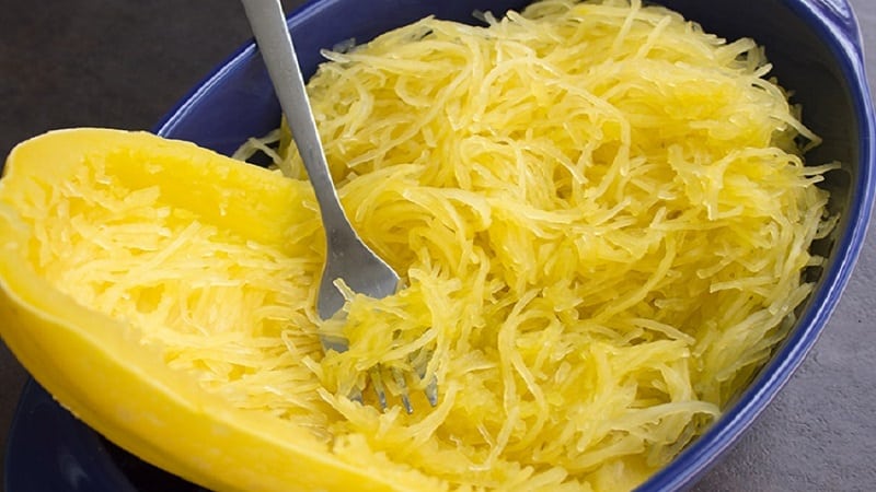 Hvad er godt ved Spaghetti squash, og hvorfor denne sort ikke vil efterlade dig ligeglad