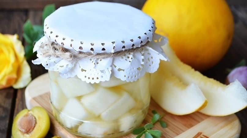 How to cook pickled melon: the best recipes for exotic snacks