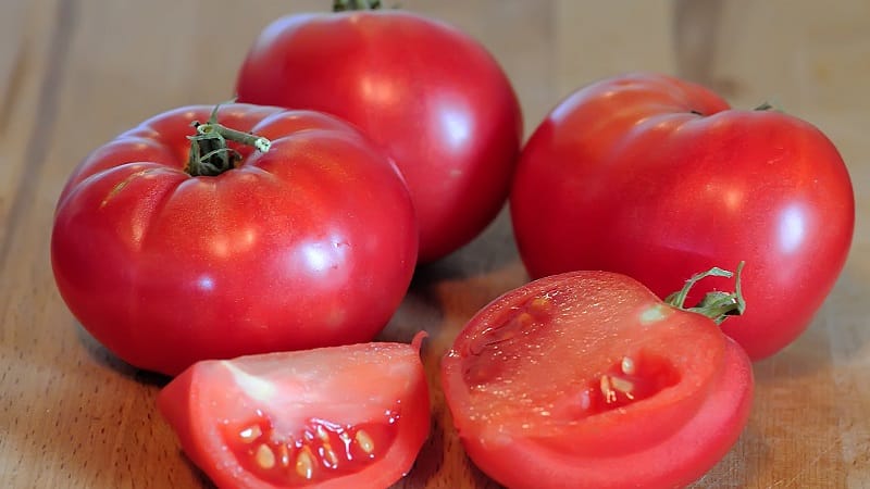 Uma deliciosa salada de tomate com sabor adocicado de mel - o tomate Pink Elephant e seus outros benefícios