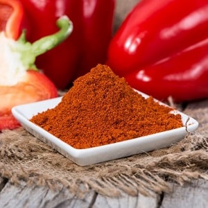 Sarkanie pipari un paprika: kā tie atšķiras?