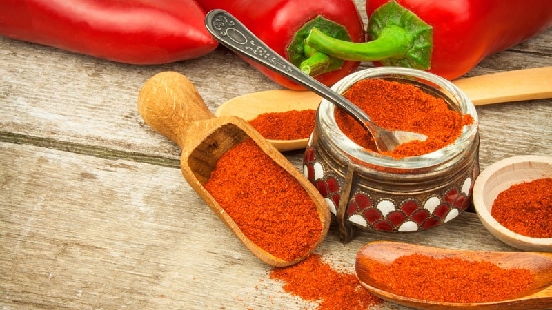 Raudonieji pipirai ir paprika: kuo jie skiriasi?