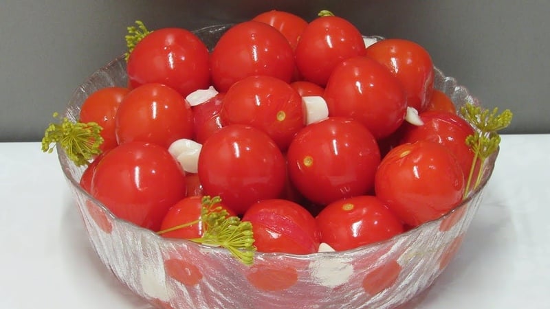 10 resipi terbaik untuk jeruk tomato dalam kuali: pilihan memasak terpantas, paling mudah, tetapi lazat