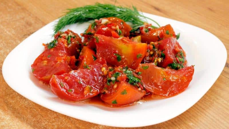 How to cook salted tomatoes tasty and simple: use the best recipes from experienced housewives