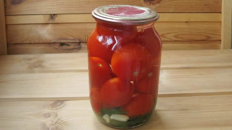 So kochen Sie köstliche und originelle süße Tomaten in Litergläsern für den Winter