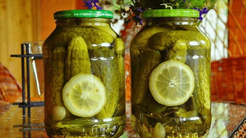 The best ways to pickle cucumbers for the winter with lemon