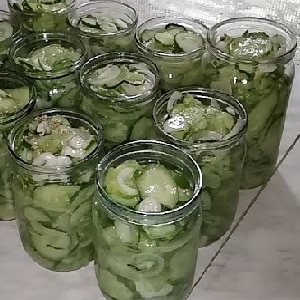 How to cook cucumbers in their own juice for the winter without sterilization: recipes and advice from experienced housewives