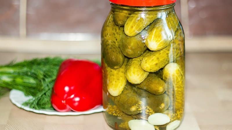 How to prepare delicious pickled cucumbers with grape vinegar