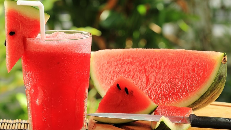 Is it possible to eat watermelon if you have a stomach and duodenal ulcer: the benefits and possible harm of the berry