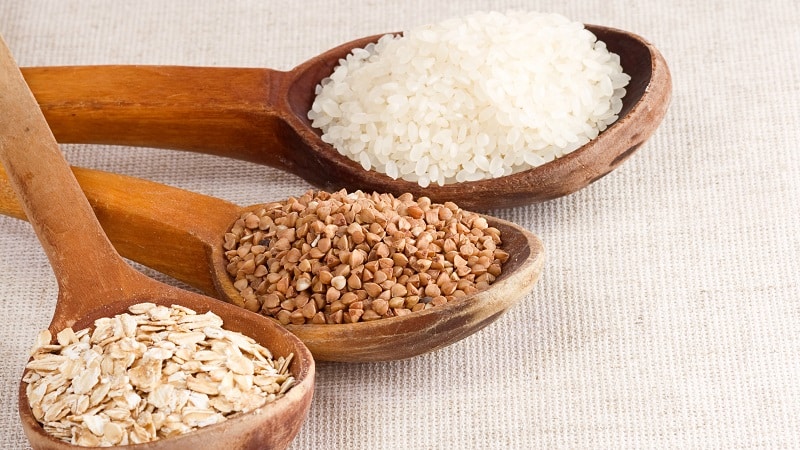 ¿Qué es mejor para bajar de peso: arroz o trigo sarraceno: compare calorías, beneficios y reseñas de quienes pierden peso?