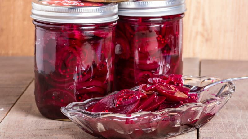 How to prepare pickled beets for the winter without sterilization: interesting recipes and instructions for rolling up jars