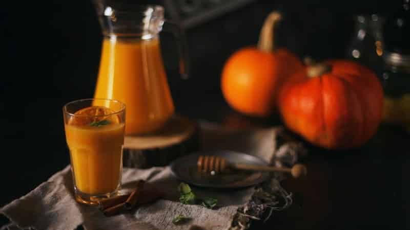 The most delicious and healthy recipes for preparing pumpkin juice in a juicer for the winter