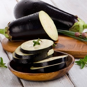 Est-il possible ou non de manger des aubergines pour le diabète de type 2 : avantages et inconvénients, recettes