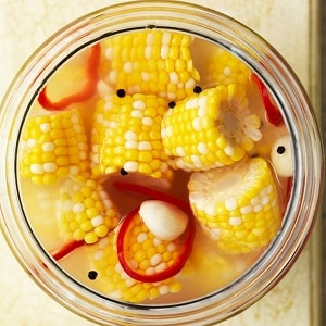 Cómo preparar adecuadamente mazorcas de maíz en escabeche para el invierno: las mejores recetas