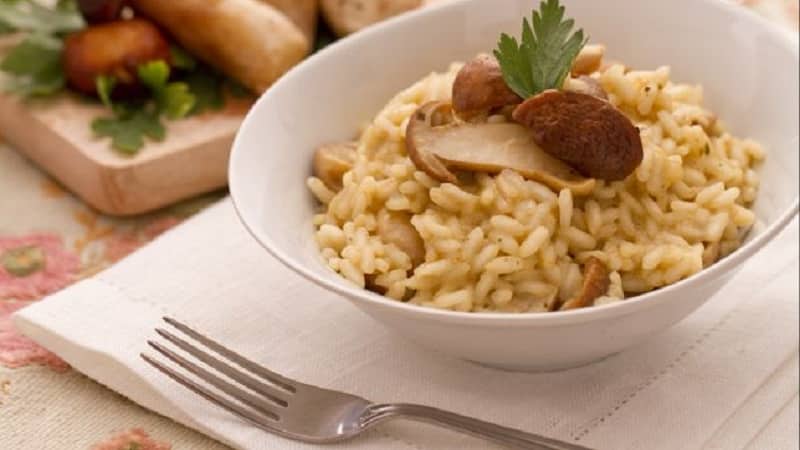 What is Arborio rice and what dishes is it used in?