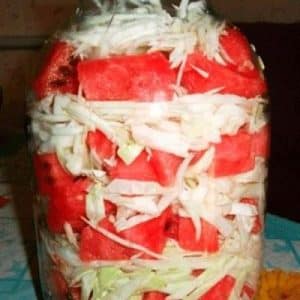 Einfache und schnelle Rezepte für eingelegte Wassermelonen