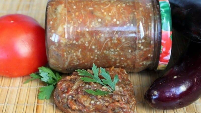 Come preparare deliziose melanzane in salamoia senza sterilizzazione per l'inverno