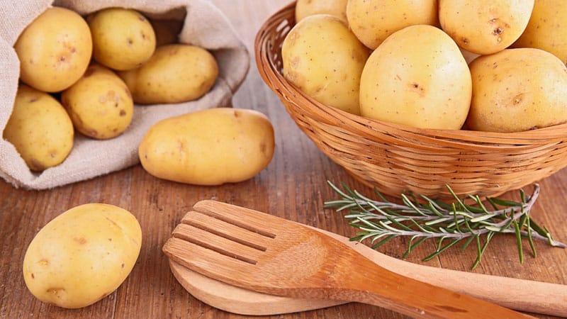 How to use potatoes to treat various diseases