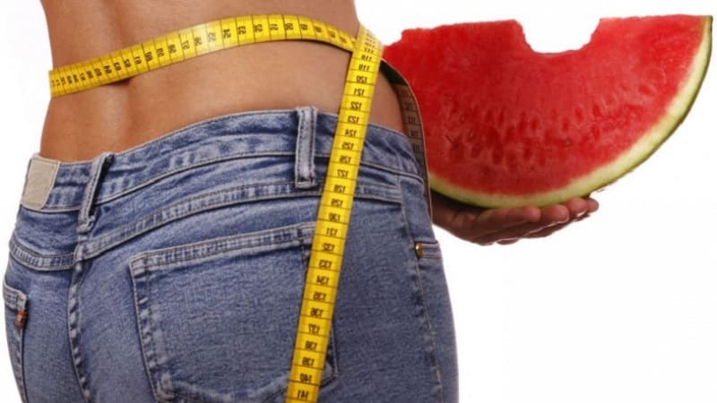 What is the calorie content of watermelon, and how is it beneficial for the human body?