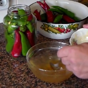 Las mejores formas de preparar pimientos picantes para el invierno: recetas para conservar y secar el condimento picante