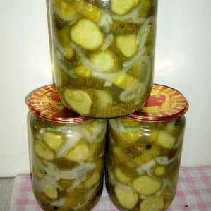 Una selección de las mejores recetas para preparar rodajas de pepino para el invierno.