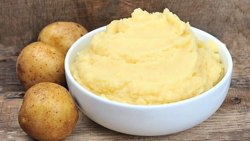 Le ricette più efficaci per maschere per gli occhi alle patate