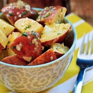 Middenvroege aardappelsoort Krasavichik met een geweldige smaak