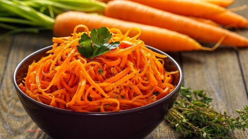 We prepare delicious Korean carrots for the winter without sterilization in jars