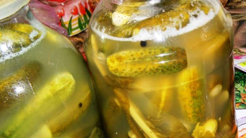 Why mold might appear on pickled cucumbers and what to do about it