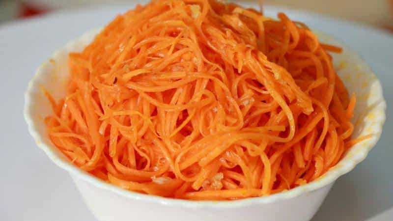 Useful properties and calorie content of grated carrots