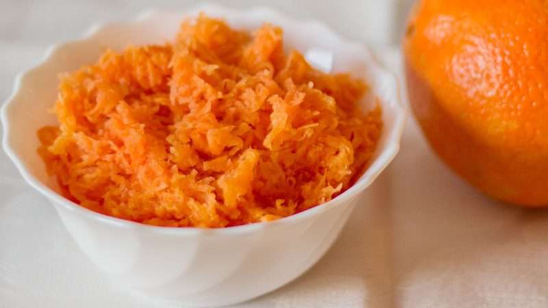 Let's make delicious and healthy carrot and lemon jam for the winter