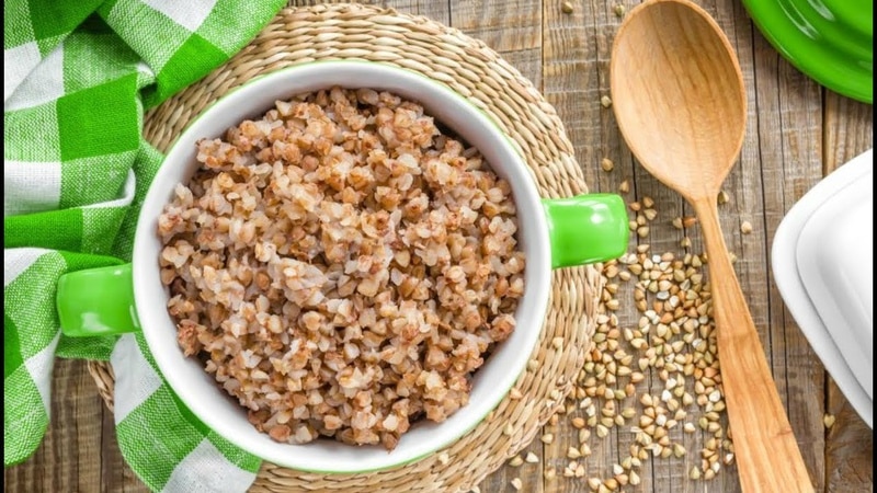 One of the most popular ways to lose weight is the buckwheat diet for 7 days.