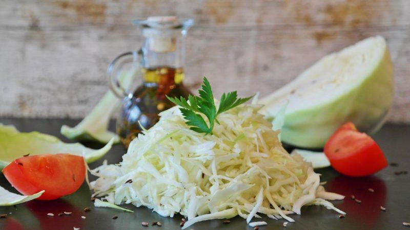 So bereiten Sie Sauerkraut mit Paprika lecker für den Winter zu