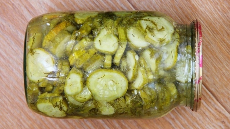 Paano mag-pickle ng mga Chinese long cucumber para sa taglamig at posible bang gawin ito?